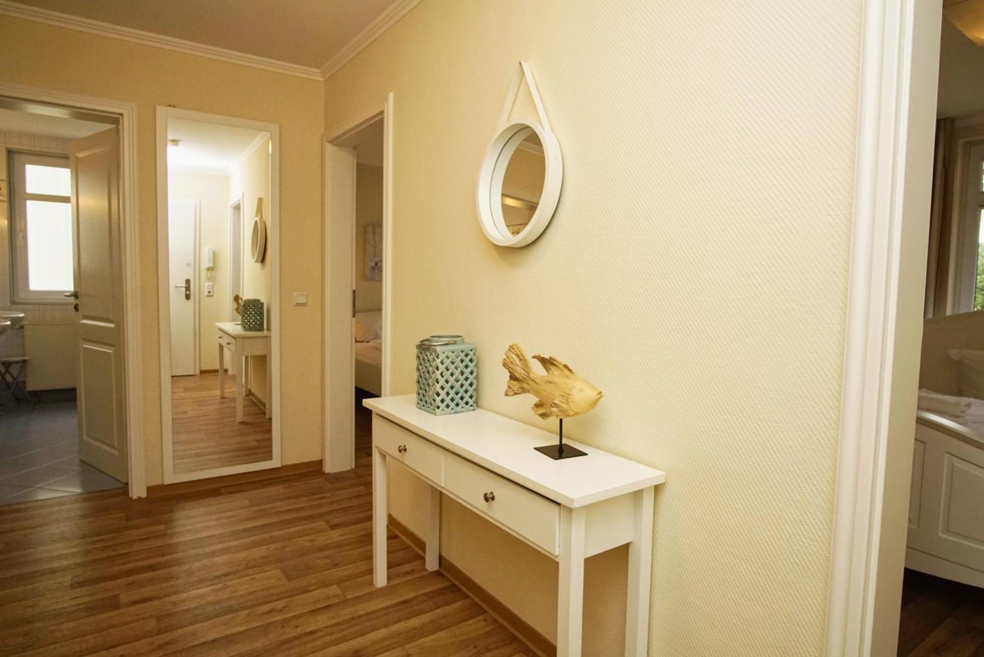 Mit Meerblick Und Balkon, Gratis Nutzung Vom Ahoi Erlebnisbad Und Sauna In Sellin - Meeresblick Fewo 38 Goehren (Ruegen) Exterior foto
